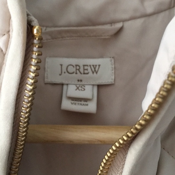J Crew Champagne Puffy Vest sz XS - Picture 4 of 6